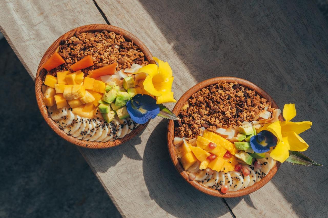 Lucky'S Surf Camp Bed & Breakfast เวลิกามา ภายนอก รูปภาพ