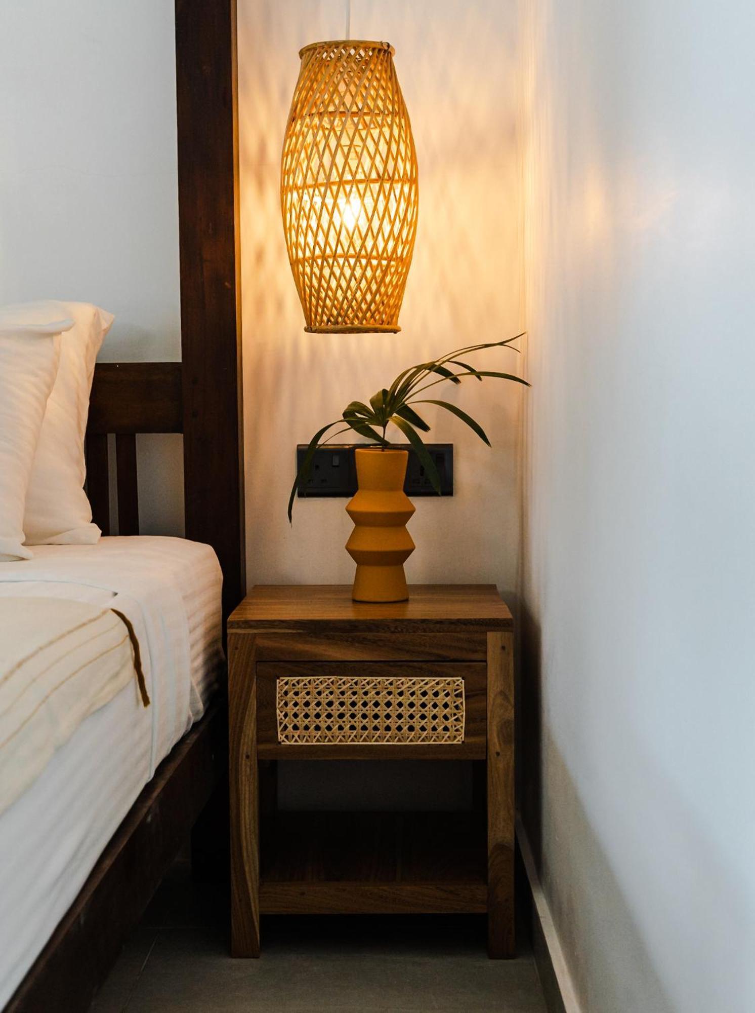 Lucky'S Surf Camp Bed & Breakfast เวลิกามา ภายนอก รูปภาพ